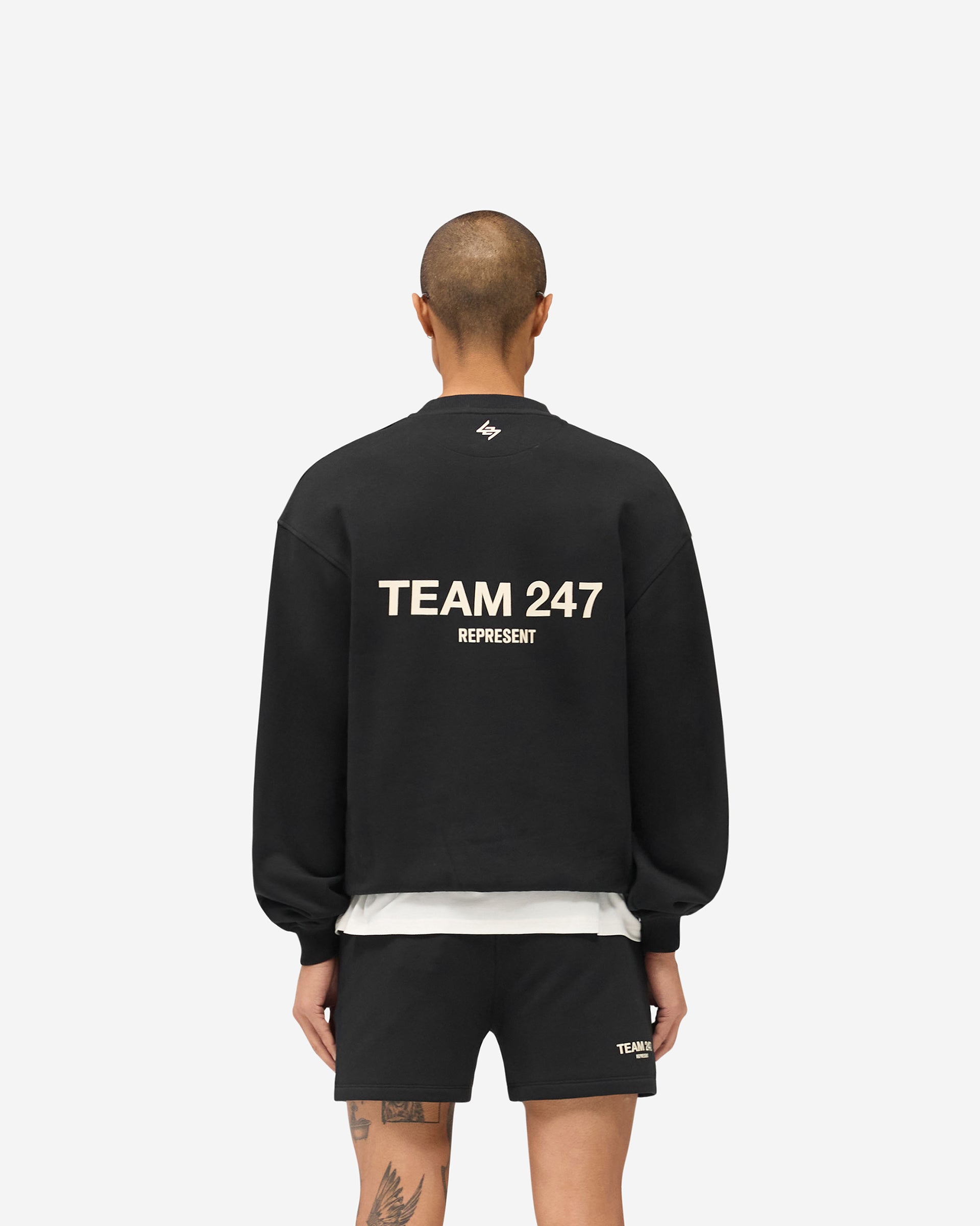 247_Team_Oversized_Crew_-_Jet_Black_05.jpg
