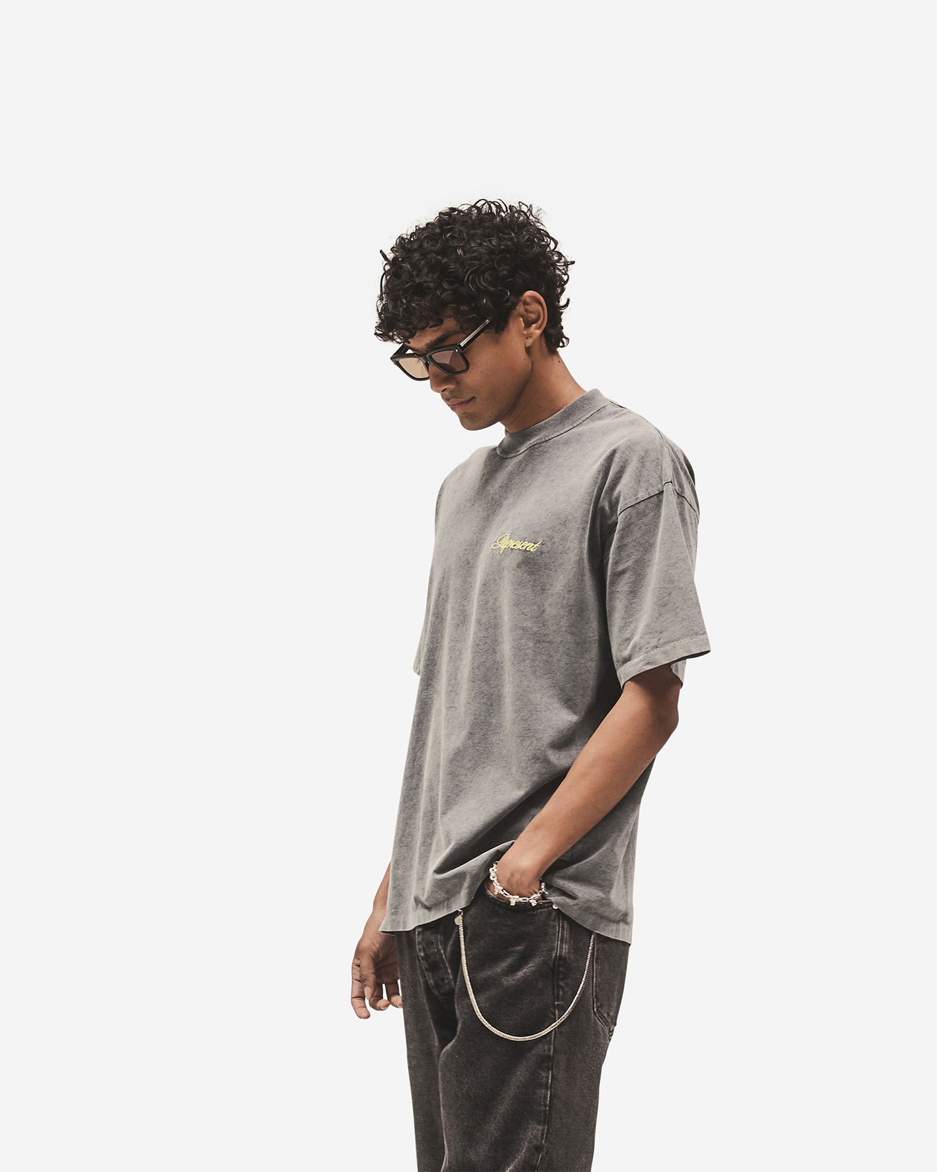 Script_Logo_T-Shirt_-_Vintage_Grey_04.jpg
