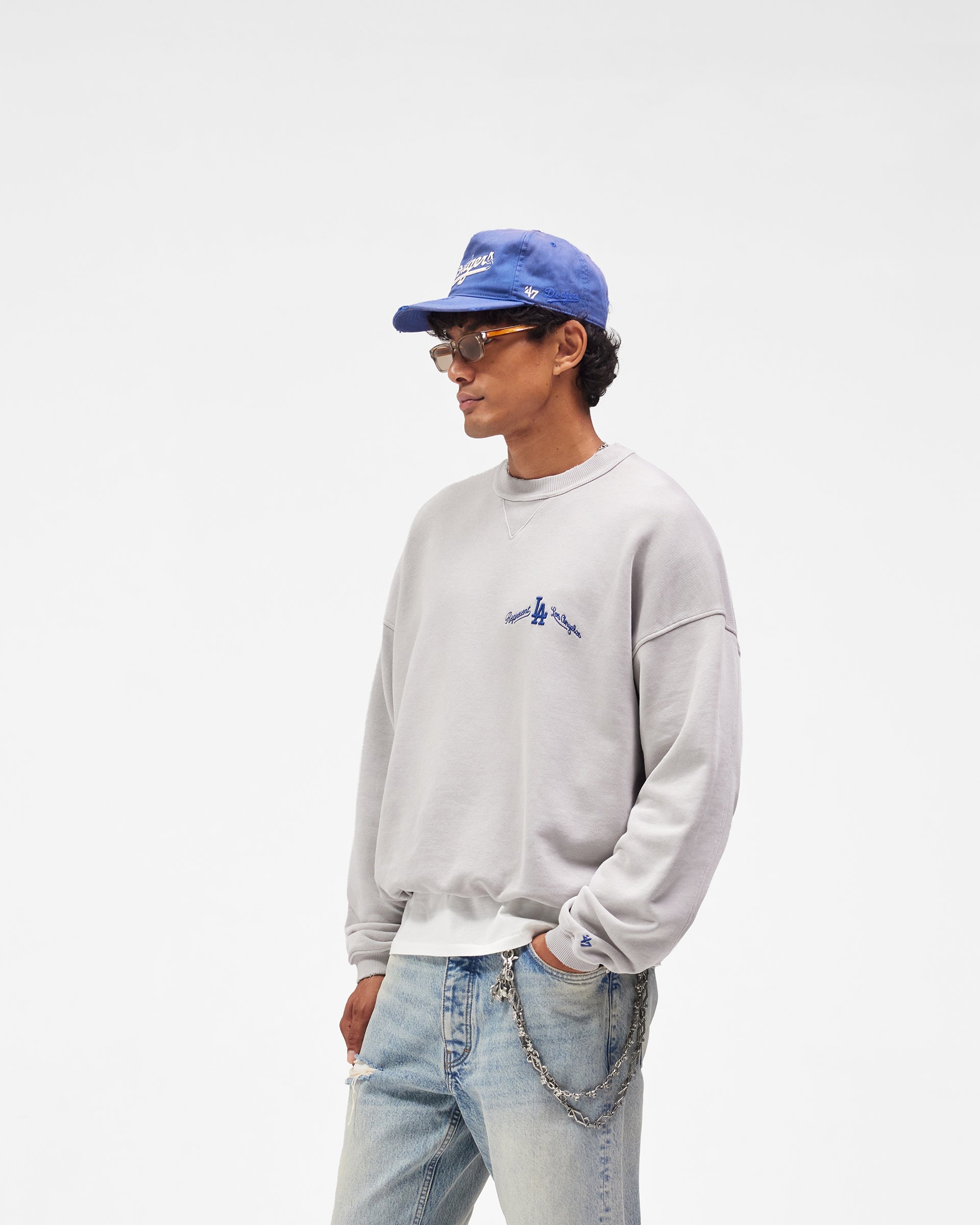 Dodgers_Sweater_-_Sprayed_Mist_03.jpg