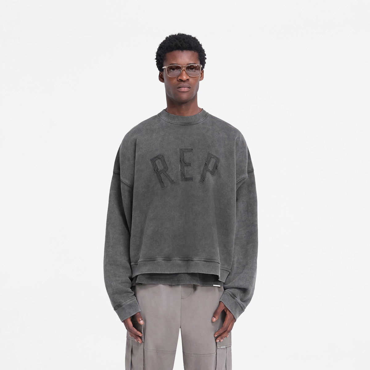 Rep Applique Sweater | Vintage Black | REPRESENT