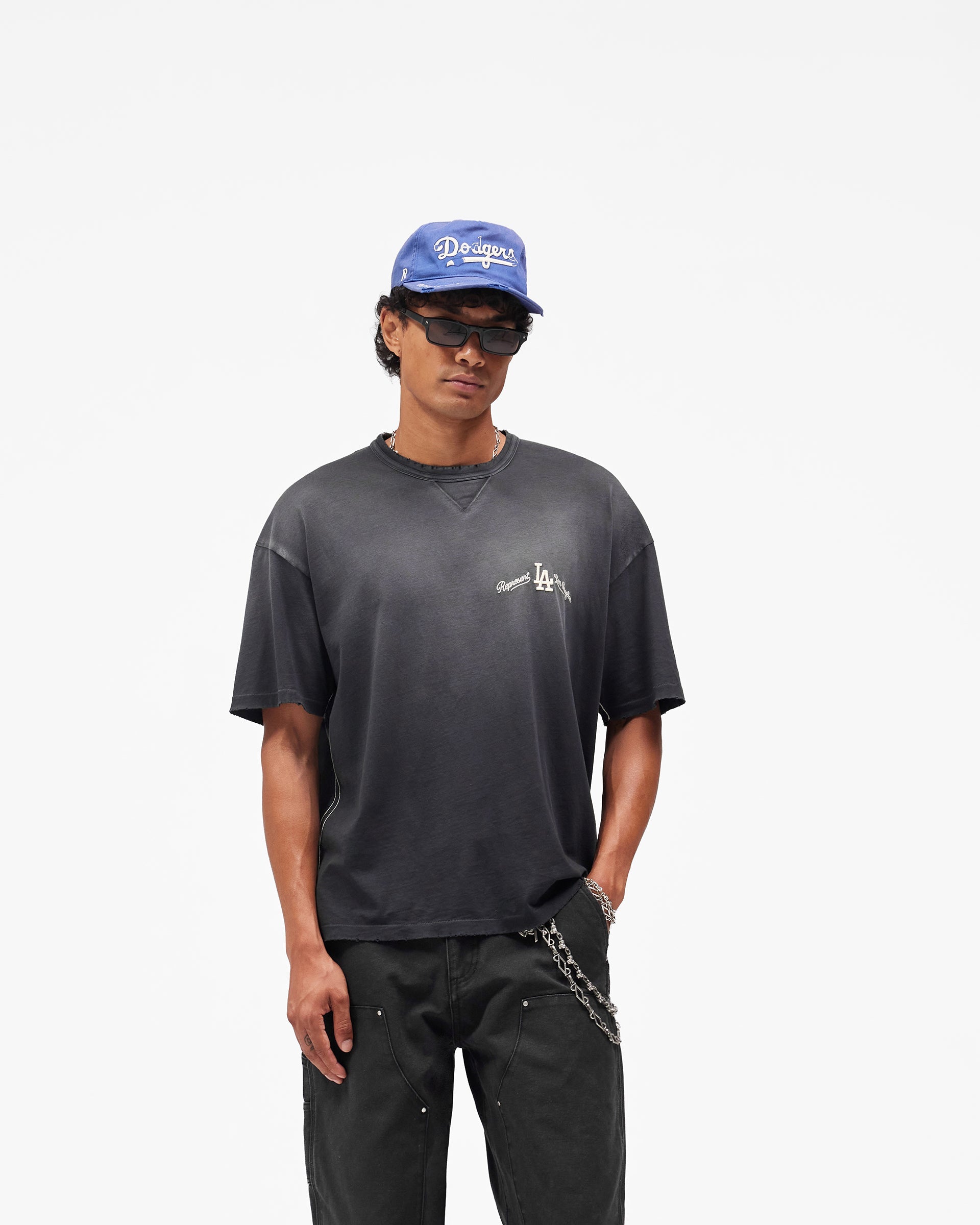 Dodgers_T-Shirt_-_Stained_Black_02.jpg