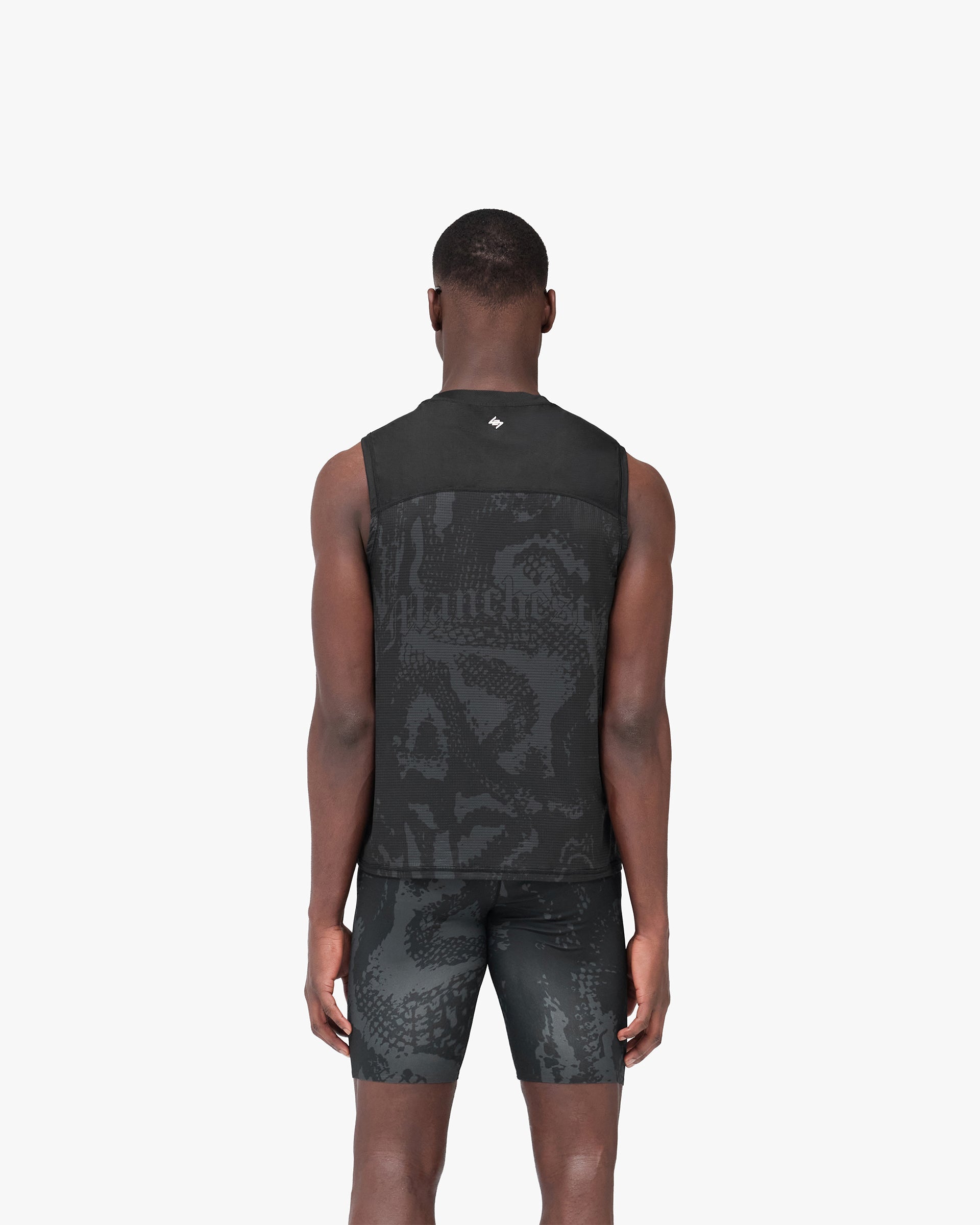 247_Manchester_Tank_-_Black_05.jpg