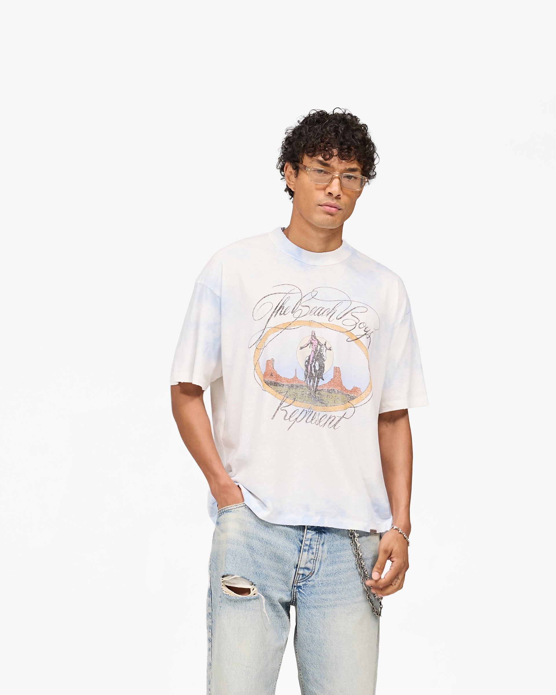 Represent_x_Beach_Boys_Script_T-Shirt_-_Blue_Tie_Dye_02.jpg